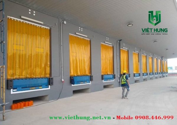 Rèm nhựa pvc ngăn côn trùng màu vàng cho nhà máy và kho xưởng